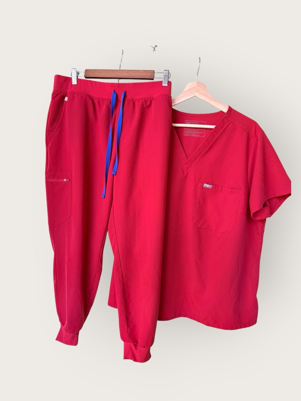 Figs SET Catarina Scrub Top (3XL) and Zamora Joggers (XXL Petite) Winning Red